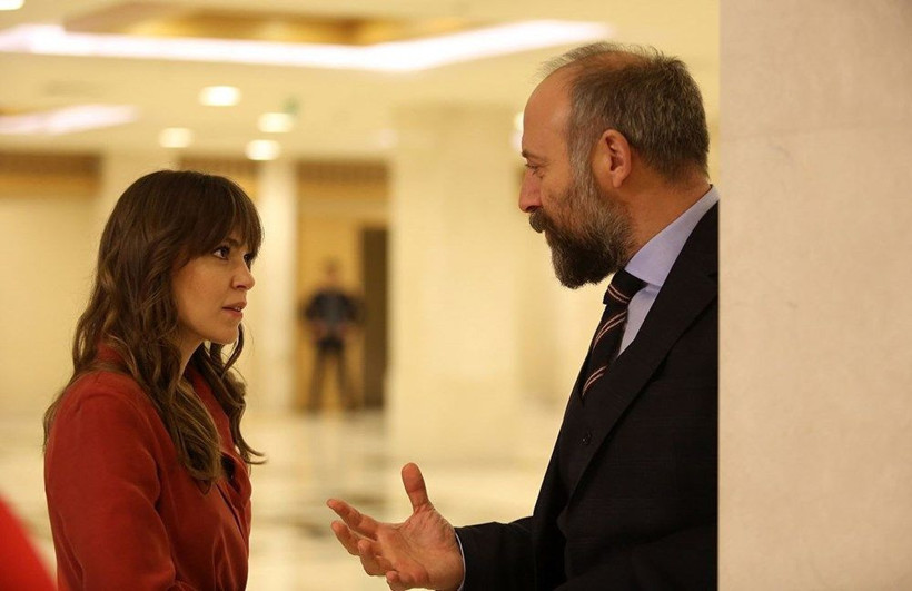 Bergüzar Korel eşi Halit Ergenç'in oynadığı Star TV Babil dizisine isyan etti 'Bıktım!' - Resim: 4