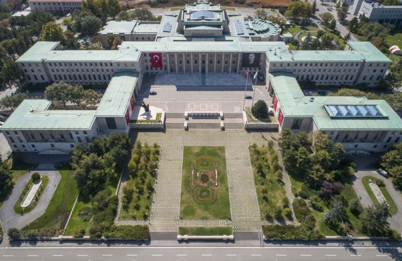 Meclis bugün açılıyor! Dedektör köpeklerle arama yapıldı - Resim: 2