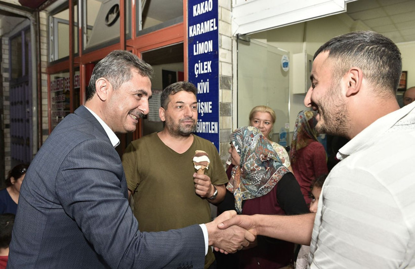 Mamak Belediye Başkanı Köse'den hem gündüz hem gece mesaisi - Resim: 1