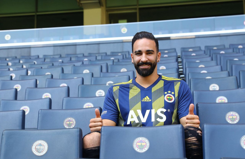 Fenerbahçe Fransız stoper Adil Rami'yi resmen açıkladı! - Resim: 4