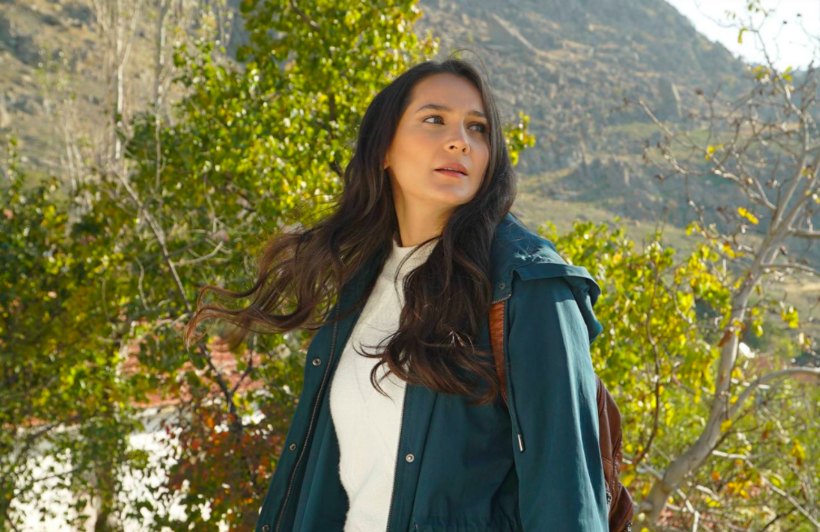 TRT 1' in Gönül Dağı dizisindeki Dilek meğrer tescilli modelmiş pozlarına bakın - Resim: 1