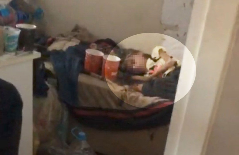 Cem Muhammed'in Bursa'da yaşadığı çöp evin içi! Duvardaki yazı bakın hangi dilde çıktı - Resim: 4