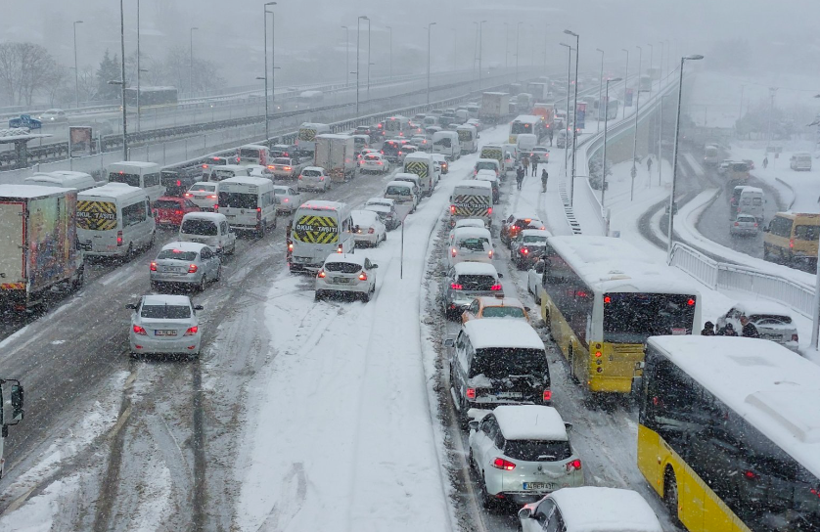 Valilik alarm verdi, ekipler teyakkuzda! İstanbul'a pazar günü kar geliyor - Resim: 3