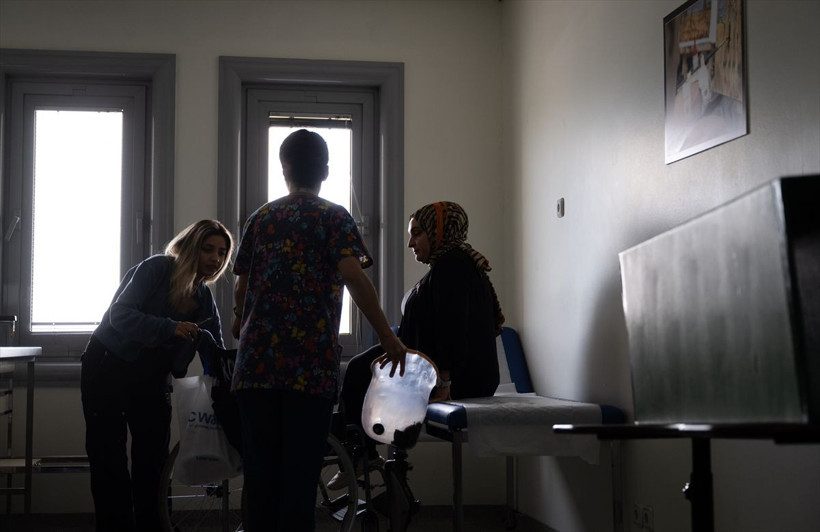 15 Temmuz'da eşini kendisi de bacağını kaybetti kızı 8 yıldır ona anne oldu - Resim: 2