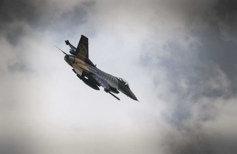  SOLOTÜRK Ankara'da gösteri düzenledi - Resim: 1