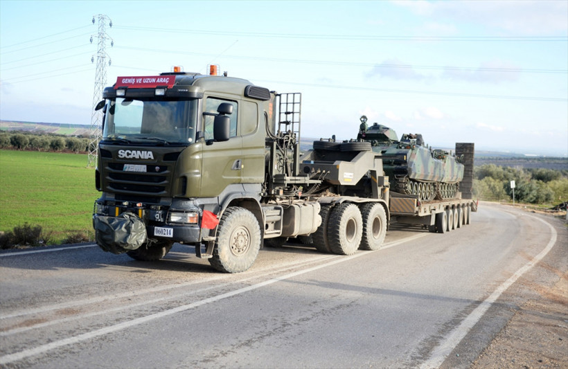 Sınıra askeri sevkiyat tam gaz devam ediyor... - Resim: 4