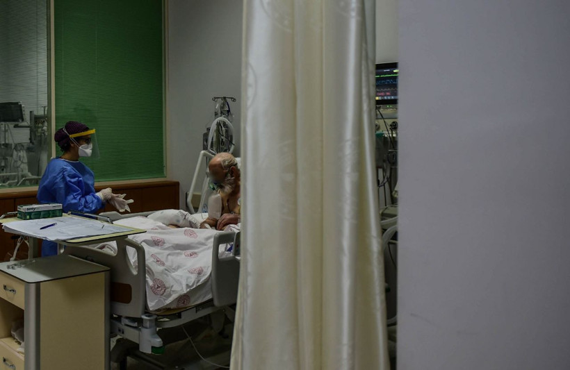 Koronavirüs yoğun bakımında duygulandıran görüntüler - Resim: 4