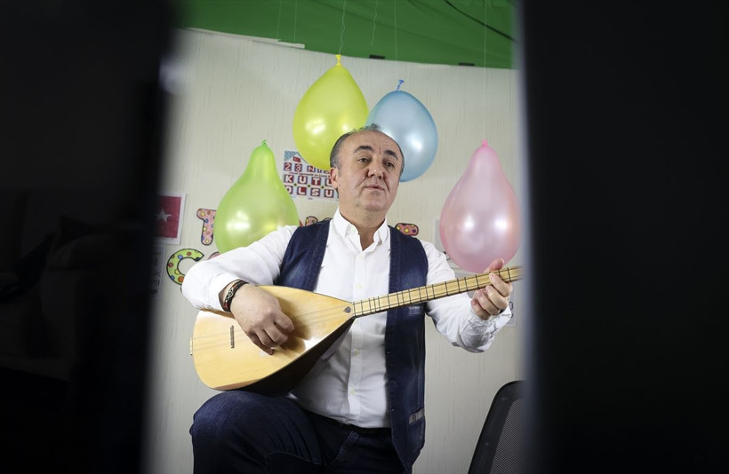 İnternet üzerinden verdiği müzik dersleriyle 5 bin kişilik çocuk korosu oluşturdu - Resim: 3