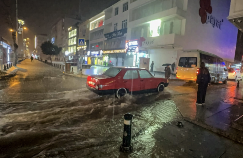 41 yılın afeti İstanbul'u vurdu, böylesi ilk kez oldu! Film sahnesi değil hepsi gerçek - Resim: 25