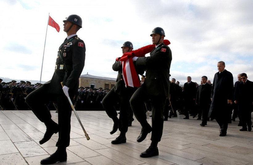 Devlet Erkanı Cumhuriyet Bayramı'nı böyle kutladı - Resim: 1