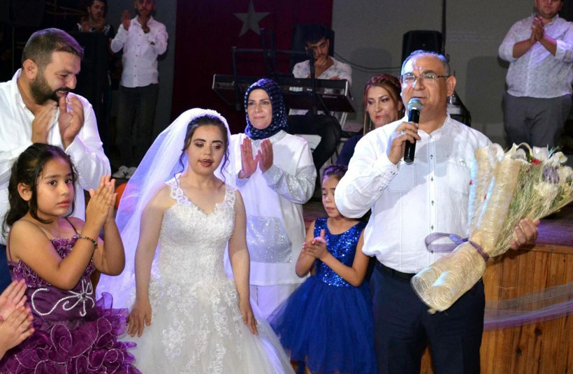 Adana'da down sendromlu Neslihan'ın gelinlik giyme hayali gerçek oldu - Resim: 4
