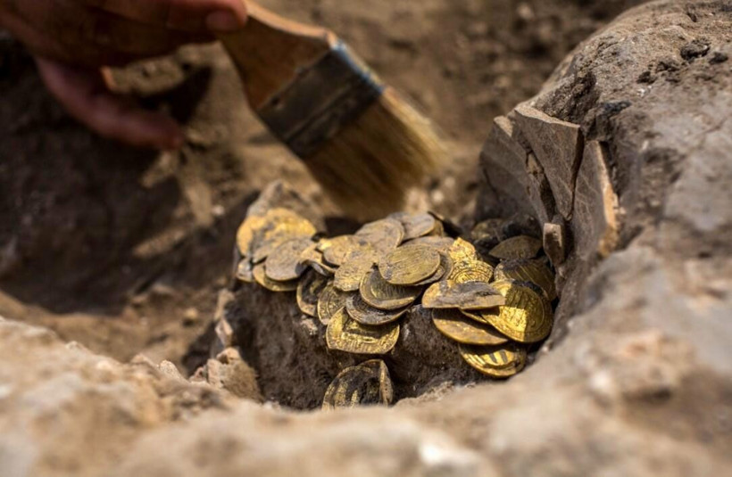 İsrail'de kazdıkça çıktı 1100 yıllık hazine tesadüfen bulundu - Resim: 1