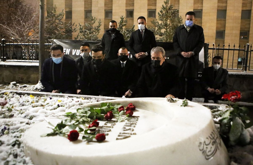 Muhsin Yazıcıoğlu ve arkadaşları şehadetlerinin 12. yılında dualarla anılıyor! - Resim: 3