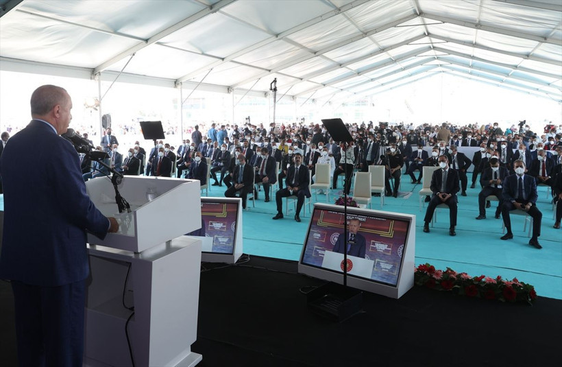 Cumhurbaşkanı Erdoğan Hatay Stadı'nın açılışına katıldı - Resim: 4