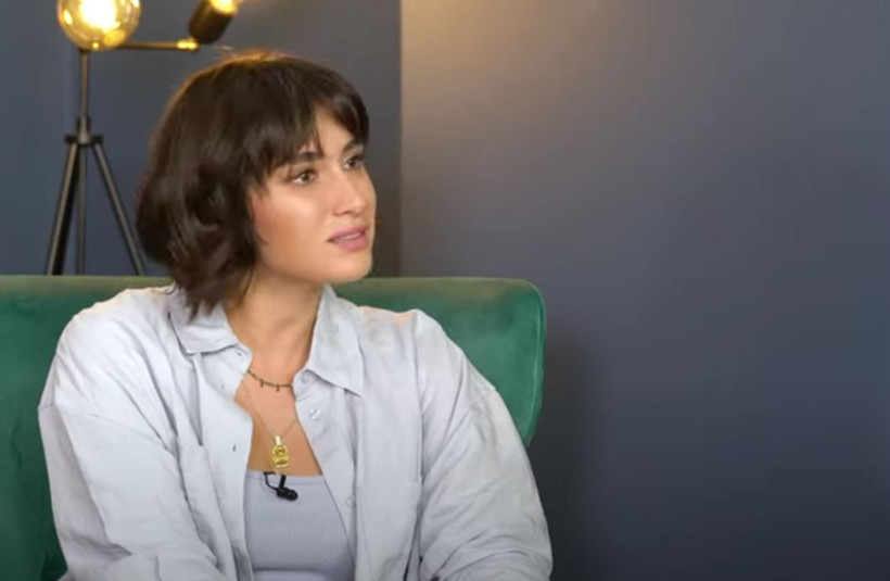 'Hissiyatı çok kötüydü' deyip Hande Doğandemir anlattı: Zaten sonra yasaklandı - Resim: 1