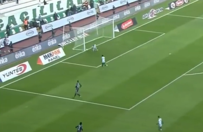 Mert Günok'tan inanılmaz hata! Konyaspor maçta topa hiç dokunmadan gol attı - Resim: 4