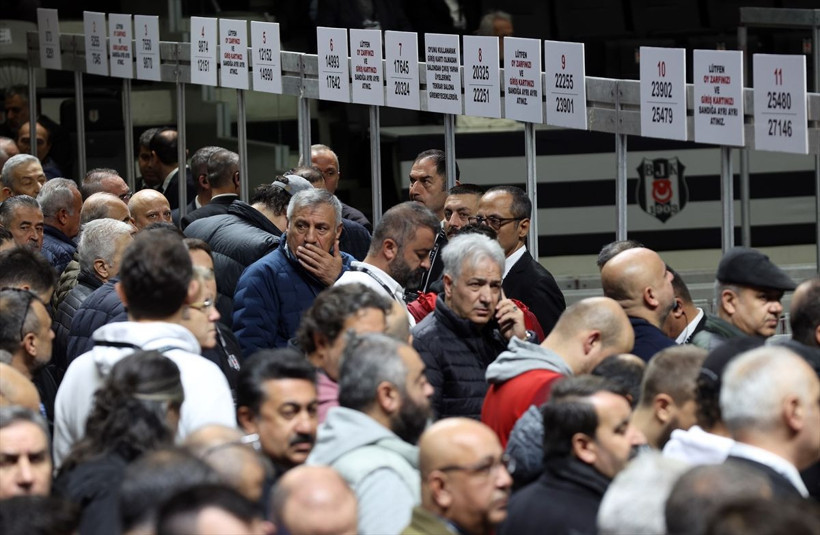 Beşiktaş'ta isyan çıktı! Başkan adaları 'rezalet' deyip delegelerden sabır istedi yeni başkan kim olacak? - Resim: 3