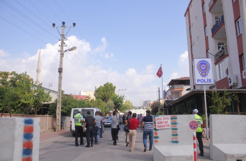 Mersin'den canlı bomba etkisiz hale getirildi ilk görüntüler - Resim: 2