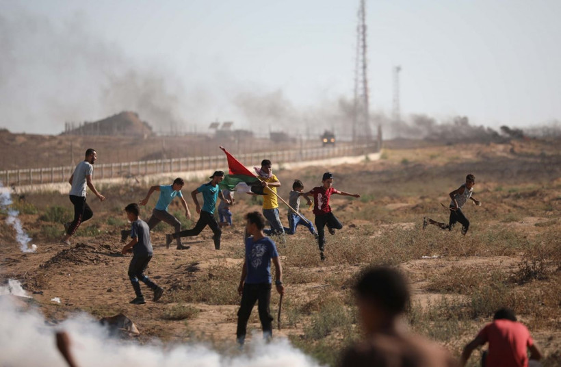 Gazze sınırındaki "Büyük Dönüş Yürüyüşü" gösterileri - Resim: 2