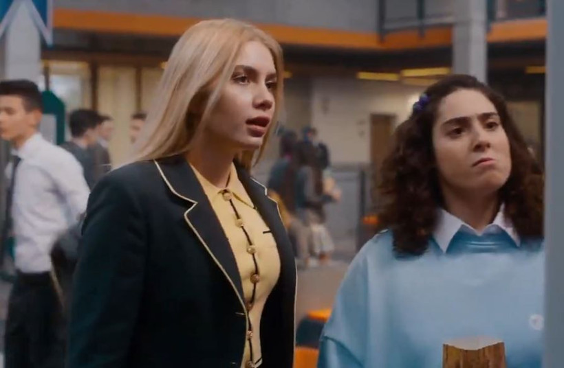 Aleyna Tilki'nin yatak sahnesi tepki çekti! Exxen Bu Benim Masalım'ın fragmanı olay oldu - Resim: 3