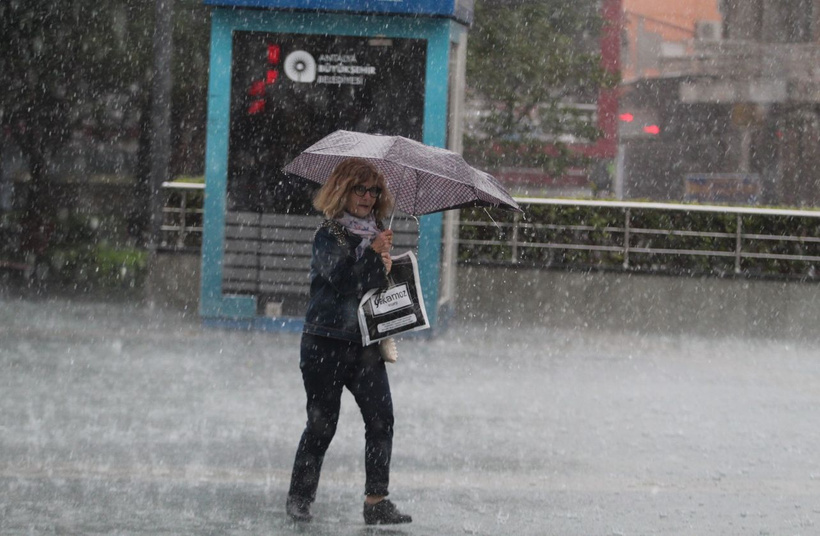 Okullar tatil edildi! Meteoroloji 'kırmızı alarm' verdi aşırı yağış vuracak! Sıradan bir hadise olmayacak - Resim: 1