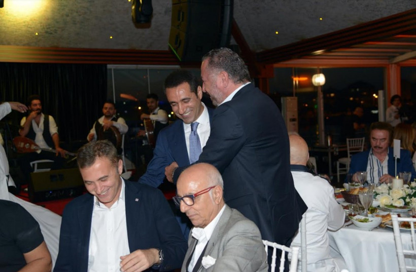 İş, cemiyet ve sanat dünyası bu iftarda buluştu - Resim: 2
