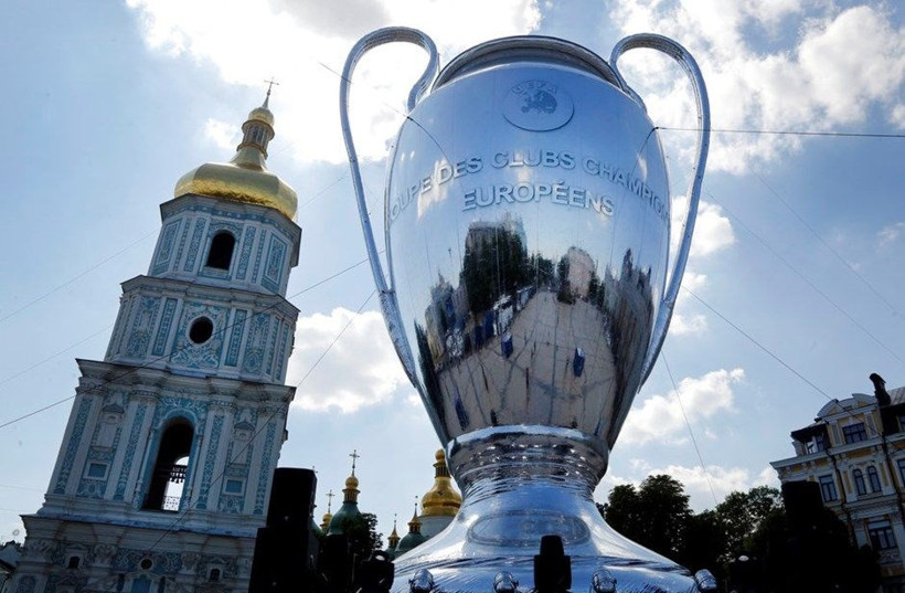 Dua Lipa'dan Şampiyonlar Ligi provası - Resim: 1