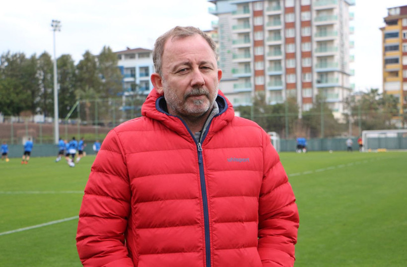 Sergen Yalçın: Hedef vermek yerine önümüzdeki maçı kazanmak istiyoruz - Resim: 4