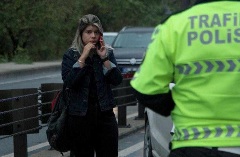 Sarıyer'de 5 araç birbirine girdi - Resim: 3