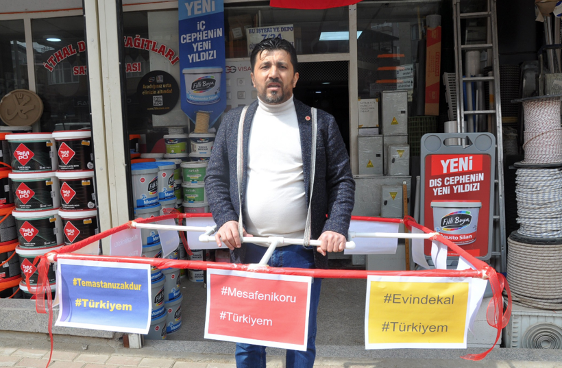 Gaziantepli koronaya karşı çözümü buldu Borulardan aparat yaptı öyle dolaşıyor - Resim: 2