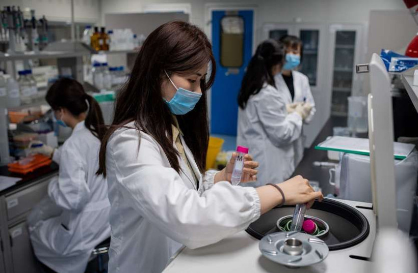 Çin'in koronavirüs aşısı fena patladı! Aşı olan kadın Covit-19 yakalandı - Resim: 3