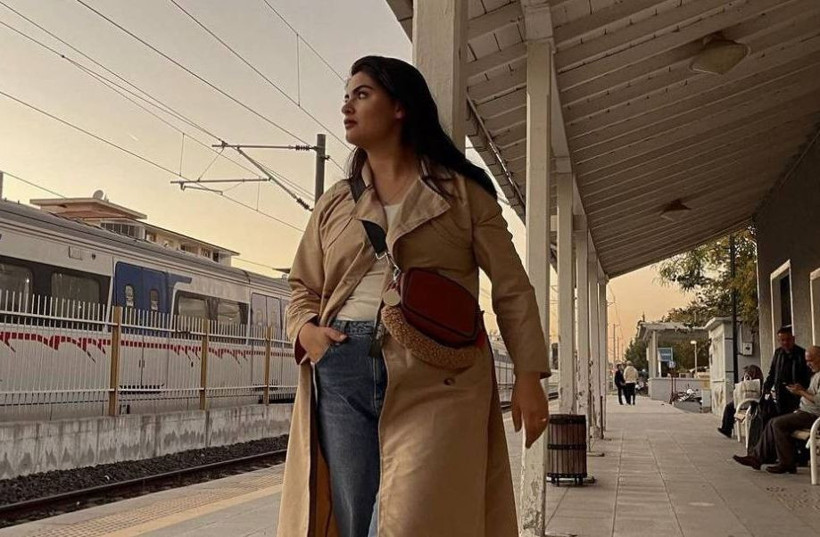 Eski fenomen gelin adayı Hanife Gürdal'ın paylaştığı fotoğraf olay yarattı! - Resim: 2