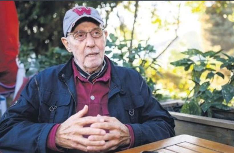 İlhan Şeşen 'Özgürlük var' dedi sağlık sistemini övdü sosyal medyada tepki yağdı - Resim: 1