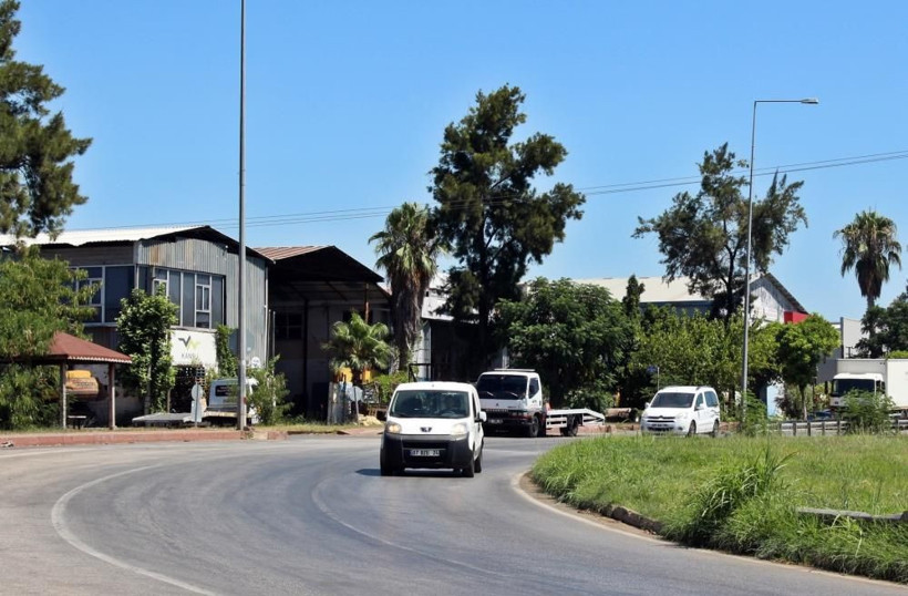 Peş peşe gelen kazalardan sonra eşleri işe göndermek istemiyor! Kulakları fren sesinde, korkuyla çalışıyorlar... - Resim: 3