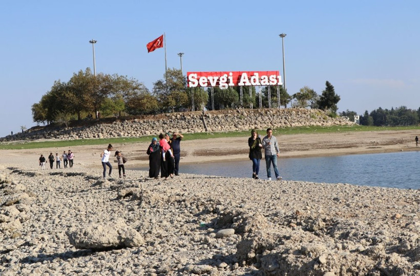 Sevgi Adası suların çekilmesiyle ortaya çıktı! - Resim: 4