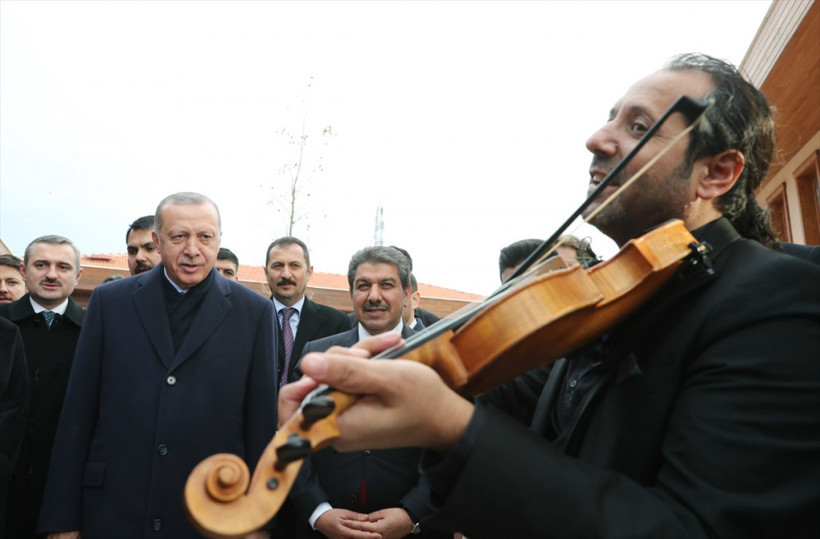 Erdoğan Esenler'de Millet Bahçesi'ni gezdi - Resim: 4