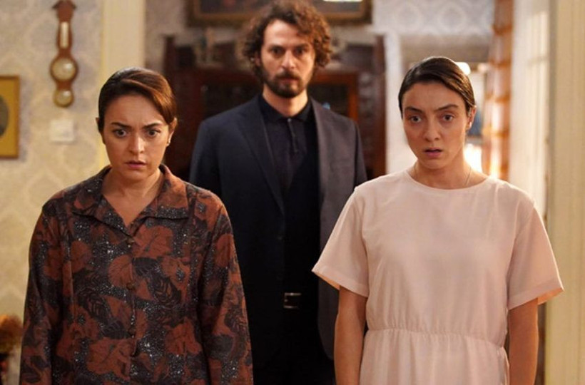 Masumlar Apartmanı yıldızları Ezgi Mola ve Farah Zeynep bakın ne paylaştılar - Resim: 1