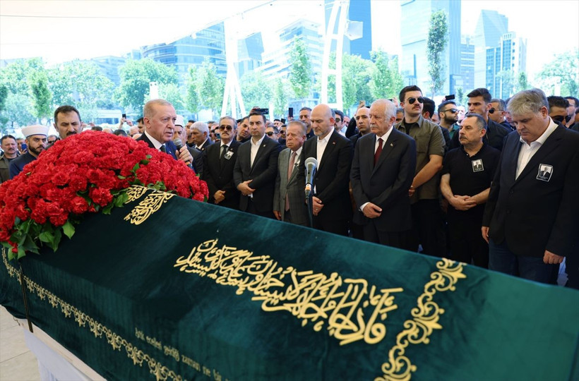 Cumhurbaşkanı Erdoğan, Özer Uçuran Çiller'in cenaze törenine katıldı - Resim: 4