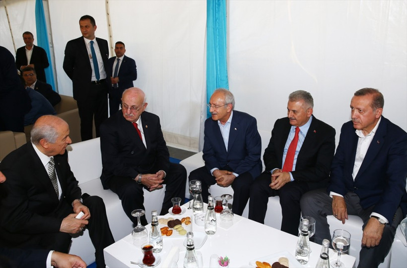 Yenikapı'daki tarihi liderler fotoğrafının hikayesi! - Resim: 1