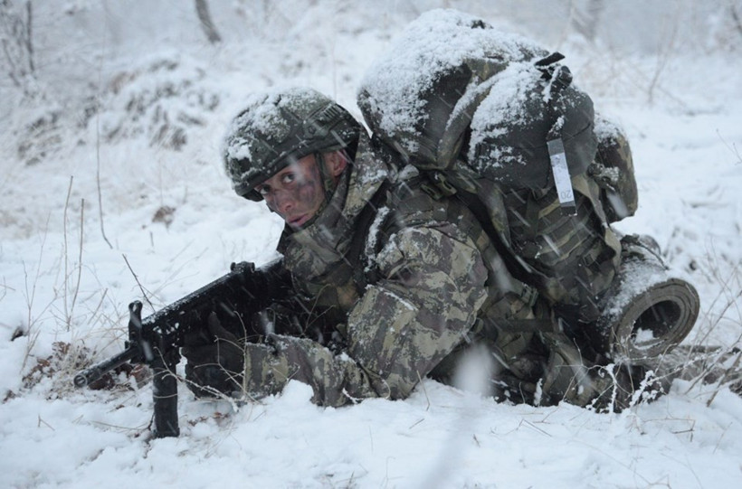 Komandolar karla kaplı dağlarda PKK operasyonunda - Resim: 4