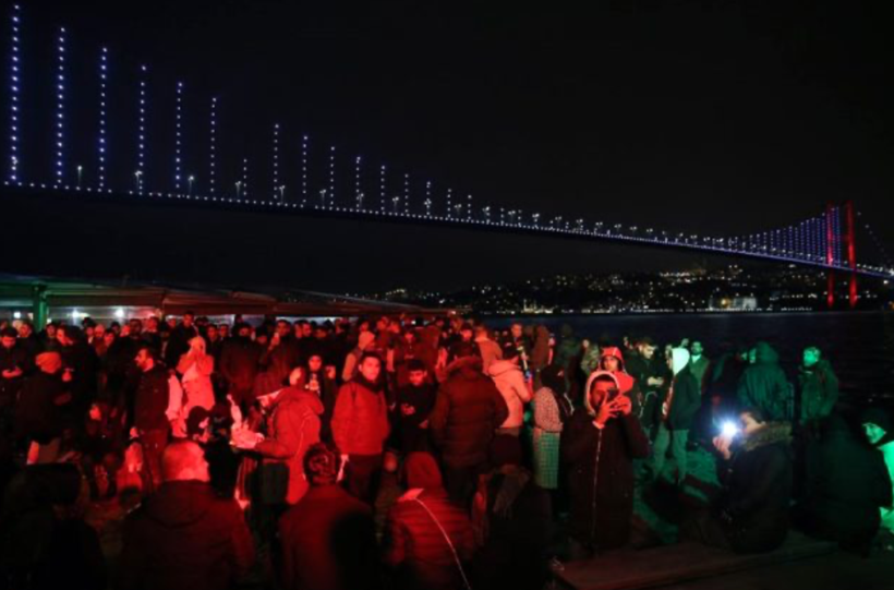 Türkiye 2020'yi coşkuyla karşıladı! Çok renkli fotoğraflar - Resim: 3