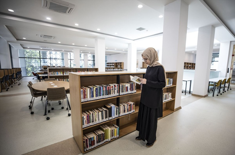 Kartal Anadolu İmam Hatip Lisesi öğrencisi İclal Dağcı 15 yaşında 5 dil daha öğrendi - Resim: 4