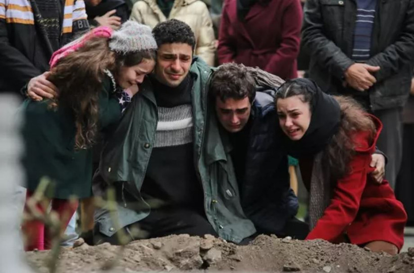 Survivor İbo Show Kuzey Yıldızı ve Kardeşlerim'e büyük şok! İlk sıra bakın kimin - Resim: 1