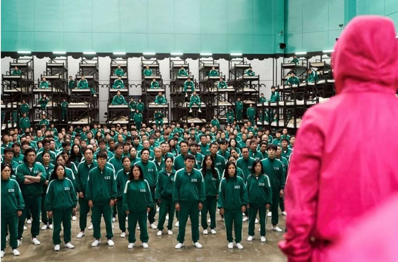 Bergüzar Korel'den 'Squid Game' isyanı: Anne babalar çocuklara izletmeyin! - Resim: 2