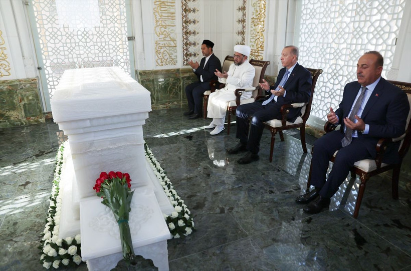 Cumhurbaşkanı Erdoğan, Hazreti Hızır Türbesi'ni ziyaret etti - Resim: 3