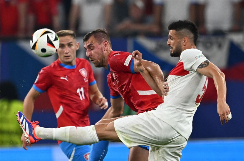 Maç sonu kavga çıkarmıştı! Çekyalı futbolcudan küstah sözler: "Türkleri zehirlemek istedim" - Resim: 4