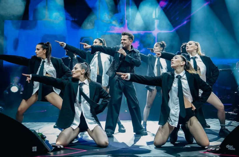 Ünlülerin yılbaşı konser ücretleri dudak uçuklattı! Hadise, Ebru Gündeş, Gülşen, Bülent Ersoy... - Resim: 6