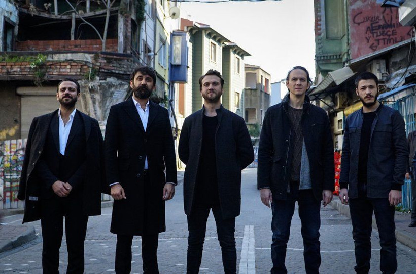 Türk dizi tarihinin en uzun küfürü olay oldu! Çukur sosyal medyayı salladı - Resim: 1