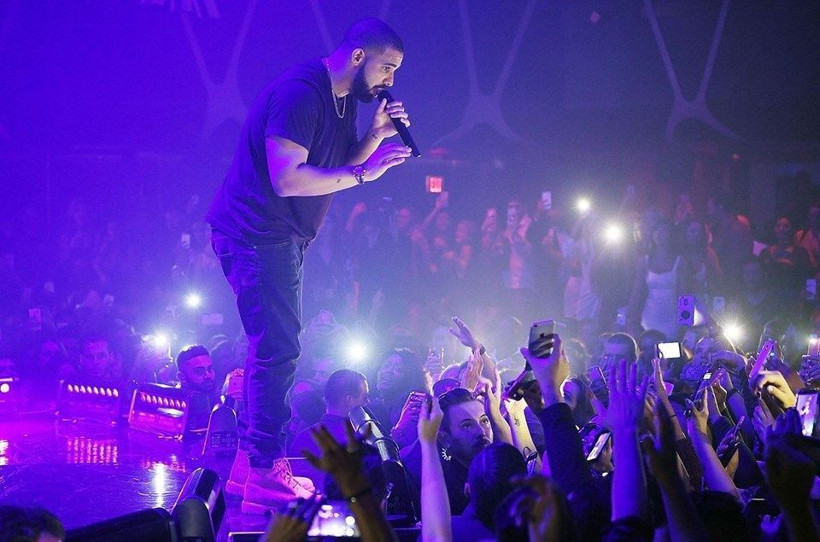 Drake mahkemelik oldu! 3 Yıl önceki konserindeki olay başını yaktı - Resim: 3