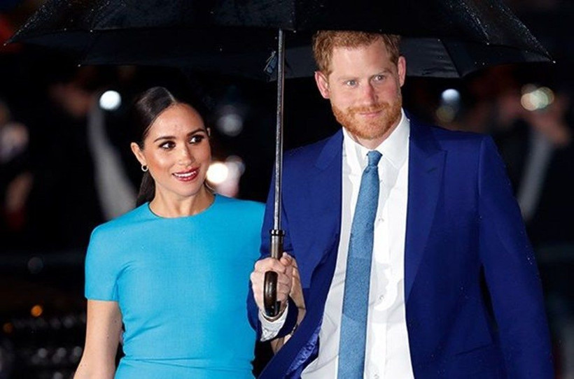 Lindsay Lohan'dan Prens Harry ve eşine paparazzilerden kaçma tüyoları! - Resim: 1